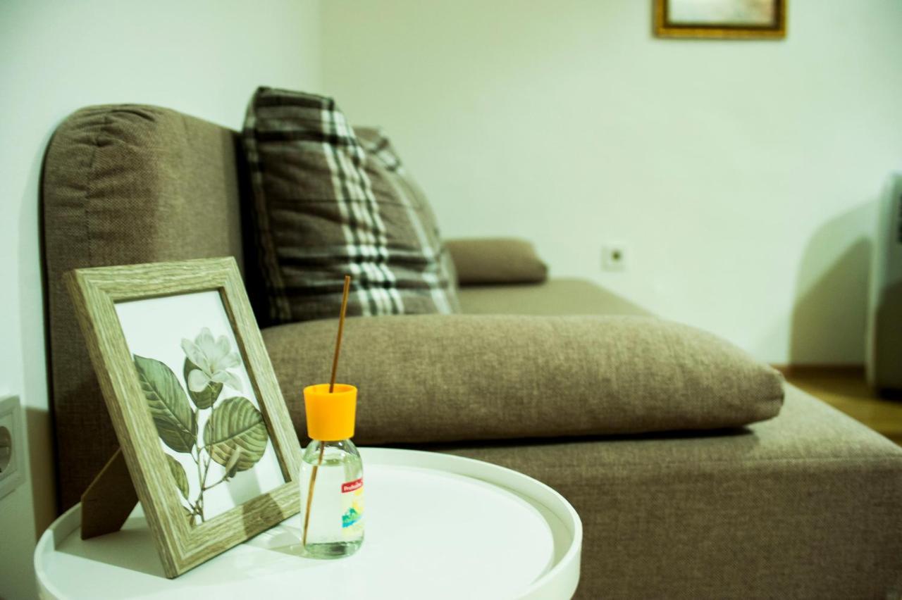 Apartman Flower 시베니크 외부 사진