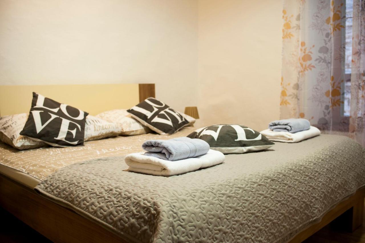 Apartman Flower 시베니크 외부 사진